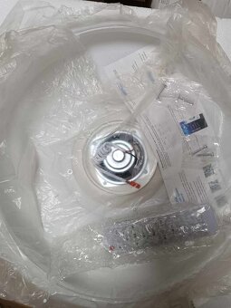 Nové WiFi bluetooth svítidlo s reproduktorem - 5