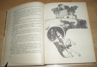 Alfred Hitchcock a traja pátrači - 5