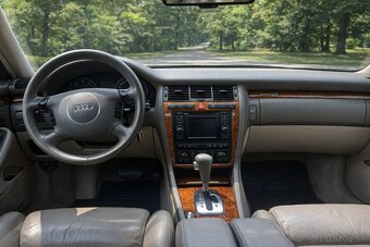 Audi A8d2 3.3 TDI V8 quattro facelift - 5