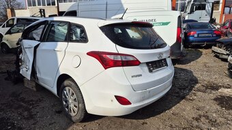 Hyundai I30 1,4CRDI 66kw kód motora: D4FC - 5