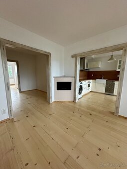 Na predaj 3-izbový byt s loggiou, po rekonštrukcii vo výborn - 5