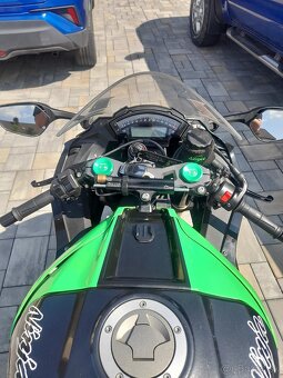 Kawasaki ninja zx-10r - 5