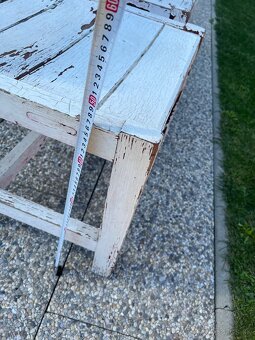 Stare drevene masivne pevne stolicky - 5