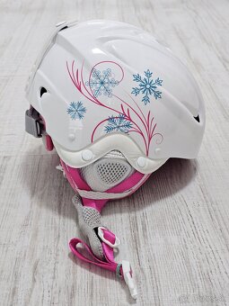 Detská lyžiarska prilba a detské korčule - 5