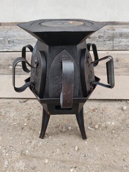 Stará piecka s 5 žehličkami - 5