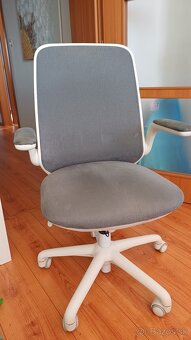 Kancelarska stolička - 5
