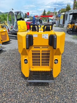 Čelný nakladač HY680 M3 KUBOTA - 5