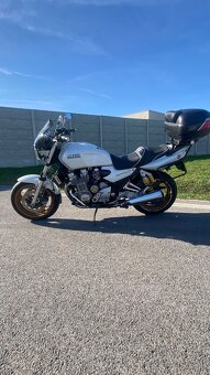 Yamaha XJR 1300 - 5
