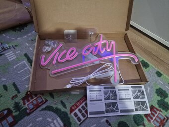 Playstation Vice city Neon - 5