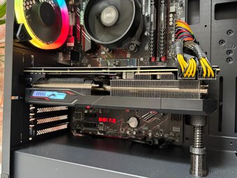 Ryzen 7 5800X\32GB\RX 5700\SSD\650W Zdroj - 5