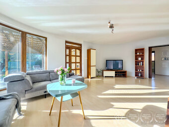 BOSEN | Novostavba s peknou terasou a záhradou, 673m2 - 5