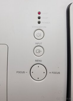 Predam projektor Hitachi ED-A101 - 5