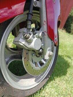 Peugeot skúter 125 Sum-up - 5