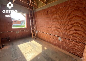 emme reality | Moderný dvojdom na predaj v obci Okoč - 5