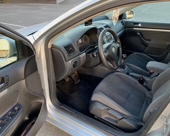 VOLKSWAGEN GOLF VARIANT 2.0 TDI - 5