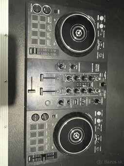 Pioneer DDJ 400 + Case - 5