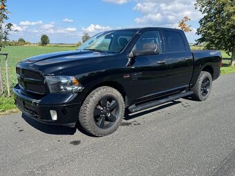 Dodge Ram 1500 Classic 2023 Hemi 5,7 - 5