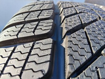 245/45 r19 zimne pneumatiky - 5