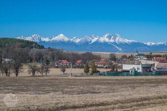 PREDpredaj - bungalov s veľkým pozemkom a výhľadom na Tatry - 5