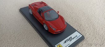 Predám model Ferrari 458 Spider HT 1:43 Looksmart - 5
