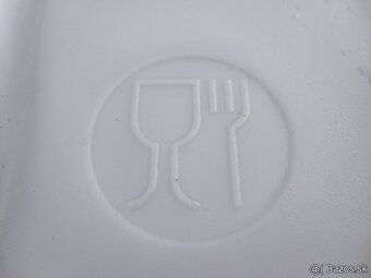 ZNÍŽENÁ CENA na Potravinárske 600l ibc kontajnery - 5