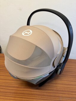 Polohovateľná autosedačka Cybex Cloud T i-Size plus - 5