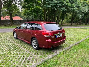 Subaru Legacy 2010 2.0i CVT - 5