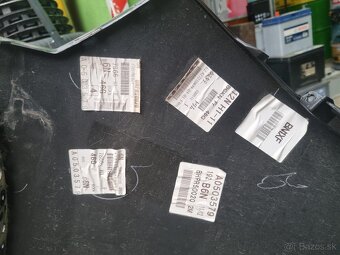 MAZDA 3 PREDNY NARAZNIK ROK OD 2023 - 5