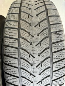Zimné pneu GoodYear 23560R18 - 5