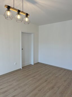 Krásny 2-izb.byt po kompletnej rekonštrukcii -Vrútky - 5