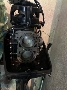 Lodny motor Suzuki DT30 - 5