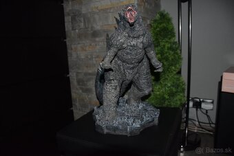Figurka Godzilla LED podsvietenie - 5