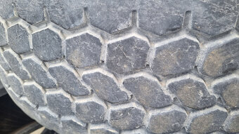 385/65R22.5 - 5