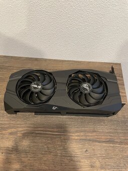 ASUS ROG Strix RX 5500 XT 8GB - 5