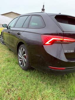 Škoda Octavia IV 110kw/combi/virtual/koža/panorama/tazne - 5