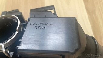 Pačky smeroviek TOYOTA kod 17F144 - komplet - 5