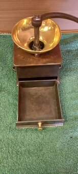 Žehličky,mlynčeky liatinové - 5