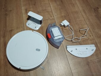 Predam roboticky vysavac Xiaomi - 5
