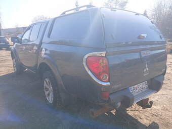 Mitsubishi L200 vo výbave DAKAR - 5