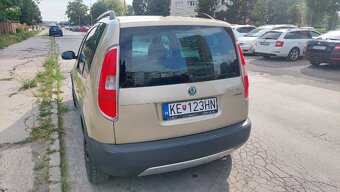 Škoda Roomster 1.4 16V Scout - 5
