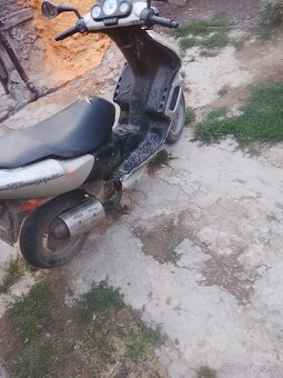 Peugeot skúter 50cc 2tak - 5
