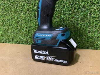 Makita DTW300Z Aku rázový uťahovák (1/2"/ 330Nm) Li-ion LXT - 5