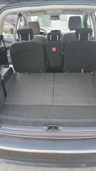 FORD GRAND C-MAX, Family 7-miestny, 1,5 TDCi 120k M6 (88kW) - 5