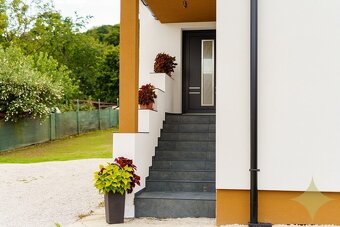 Predaj: Zrekonštruovaný Rodinný Dom 4+1 v Malebnej Obci Divi - 5