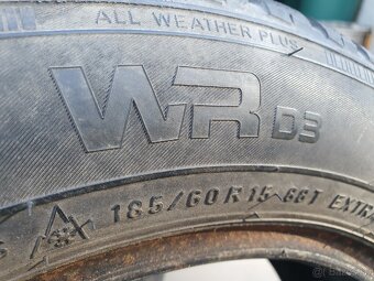 185/60R15 Nokian Wr D3 - 5