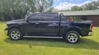Dodge RAM 1500 Laramie - 5