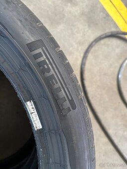 Pirelli P Zero 245/40 R19 - 5