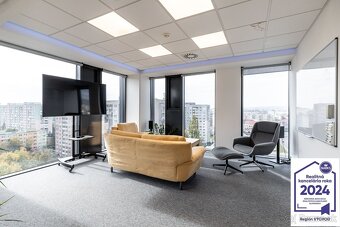 Reprezentatívna kancelária, DUETT I Námestie osloboditeľov - 5