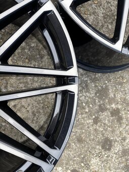 BMW ALU disky R21/R22, 5X112, X5/X6/X7 M-performance - 5