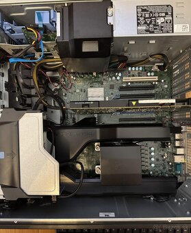 Dell Precision Tower 5810 s NVIDIA Quadro RTX 4000 - 5